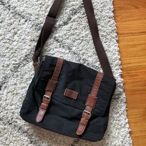 Fossil Messenger Bag